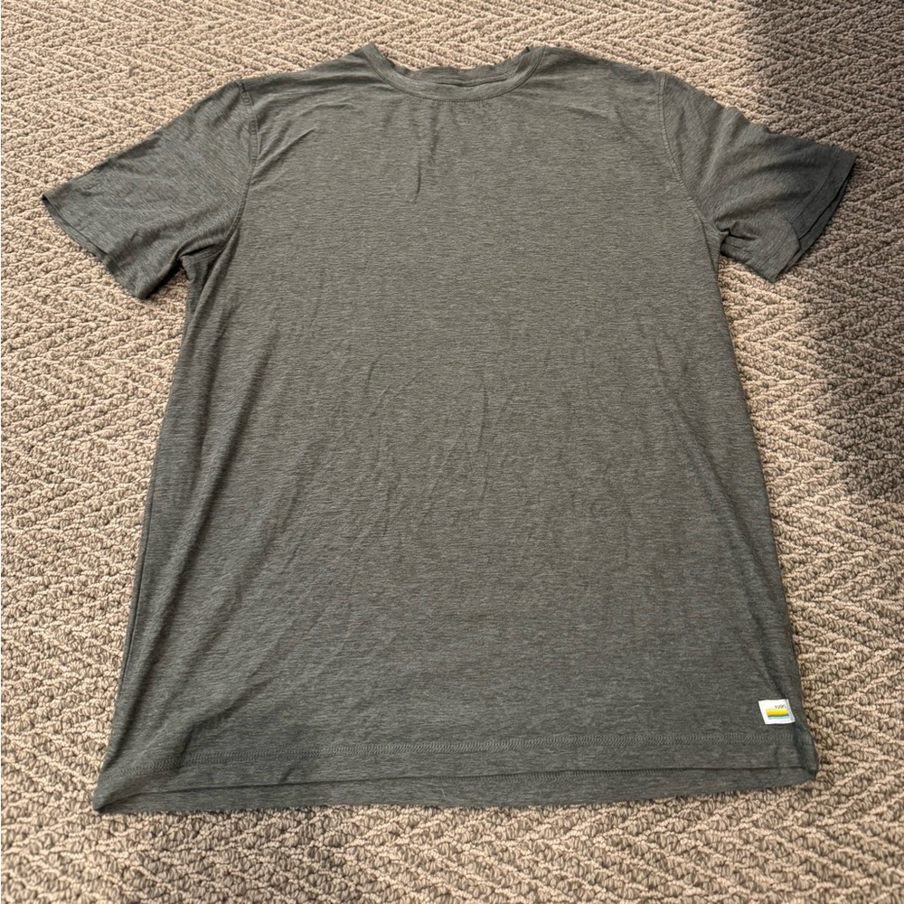 Vuori Green Short Sleeve Tee Classic Crew Neck